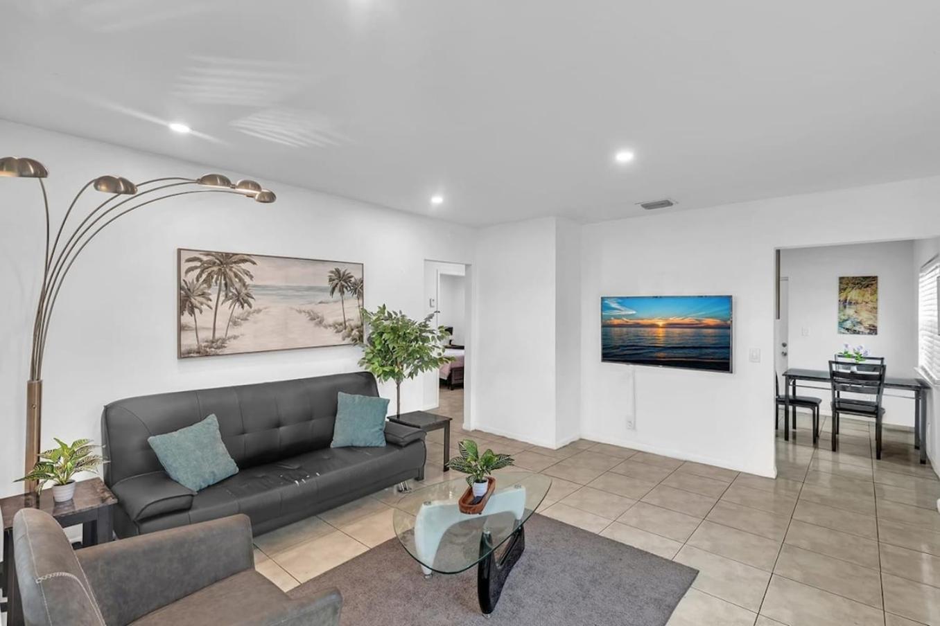 2 Bedroom House Minutes From Beach And Casino Db1 Dania Beach Esterno foto